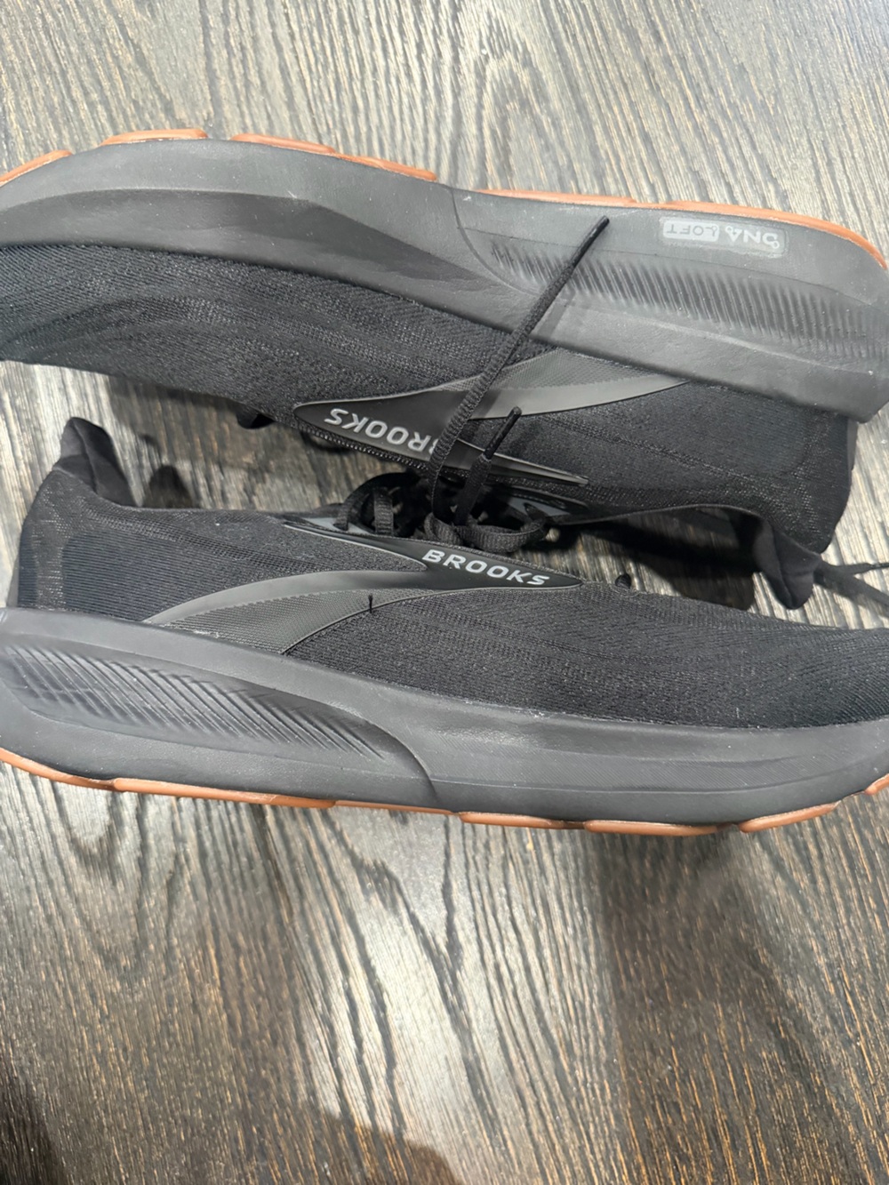Brooks Revel 8 All Black Gum men’s Size 13 Running Shoes